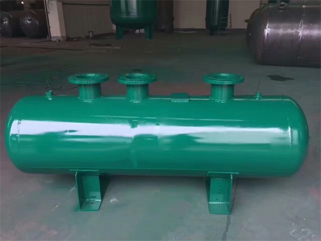 1679991473376569.jpeg 甘南甘南甘南蒸汽分气缸1.jpeg